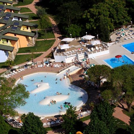Club Village & Hotel Spiaggia Romea Lido di Volano Exteriör bild